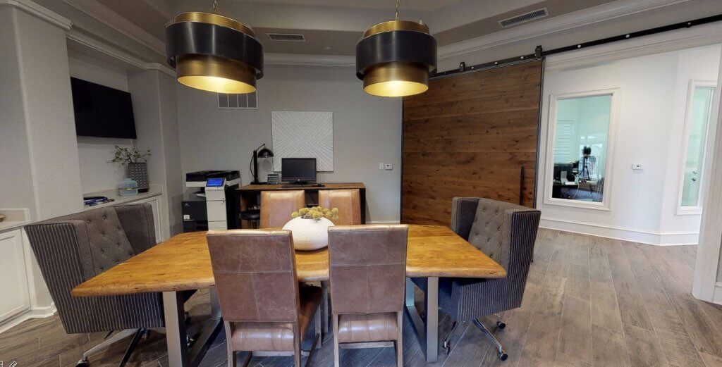 executive business center at mcdermott place apartments in plano tx