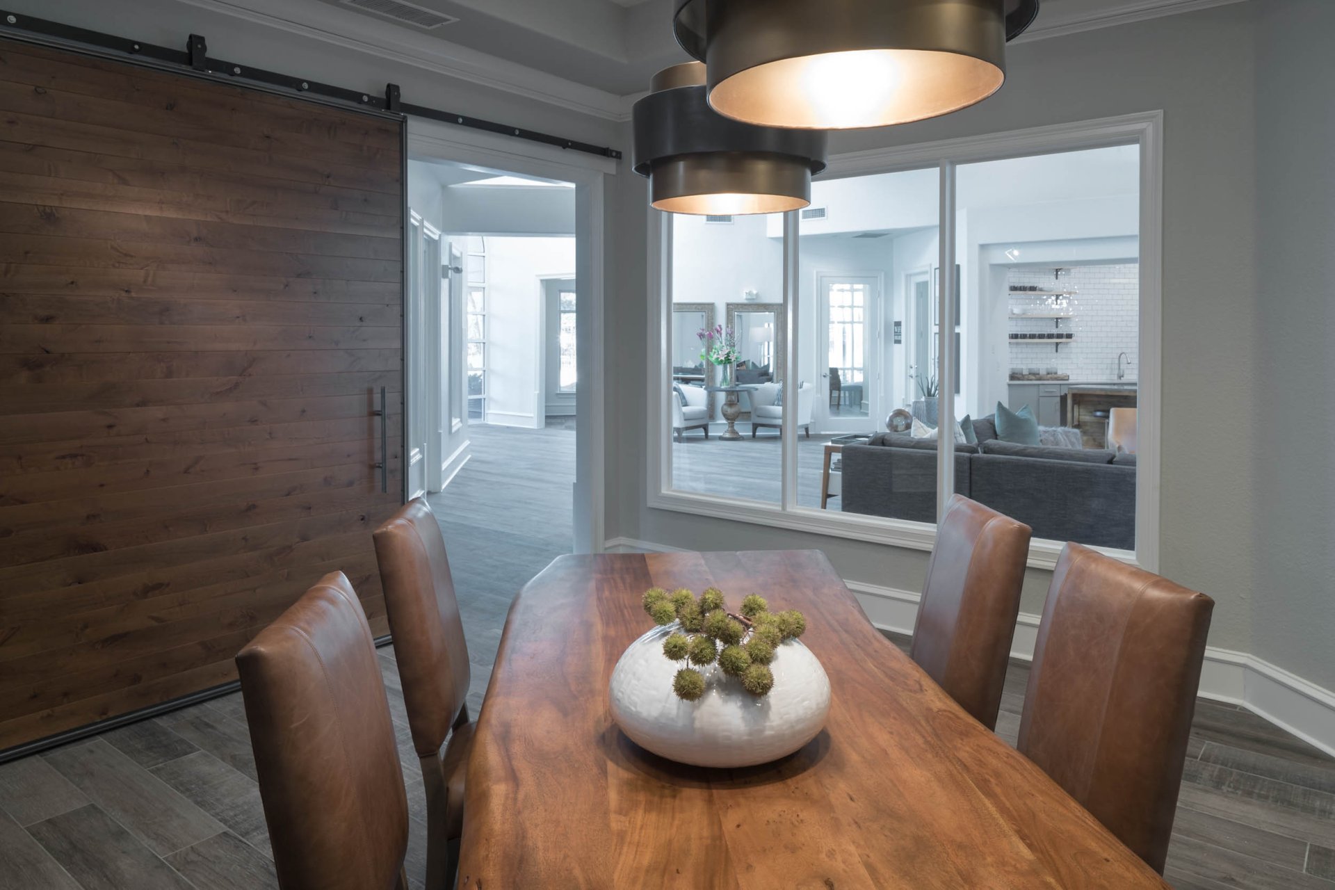 executive business center meeting space at mcdermott place apartments in plano tx