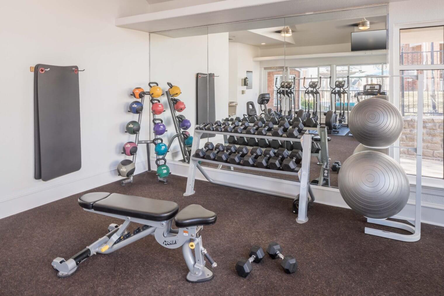 fitness center free weights at apartments in plano texas